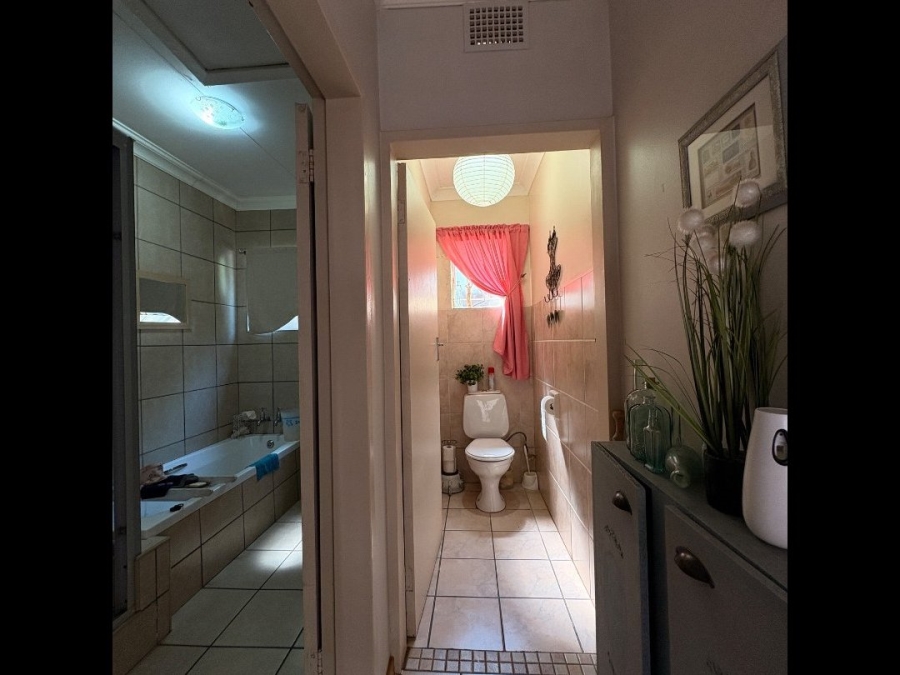 4 Bedroom Property for Sale in Wilkoppies North West